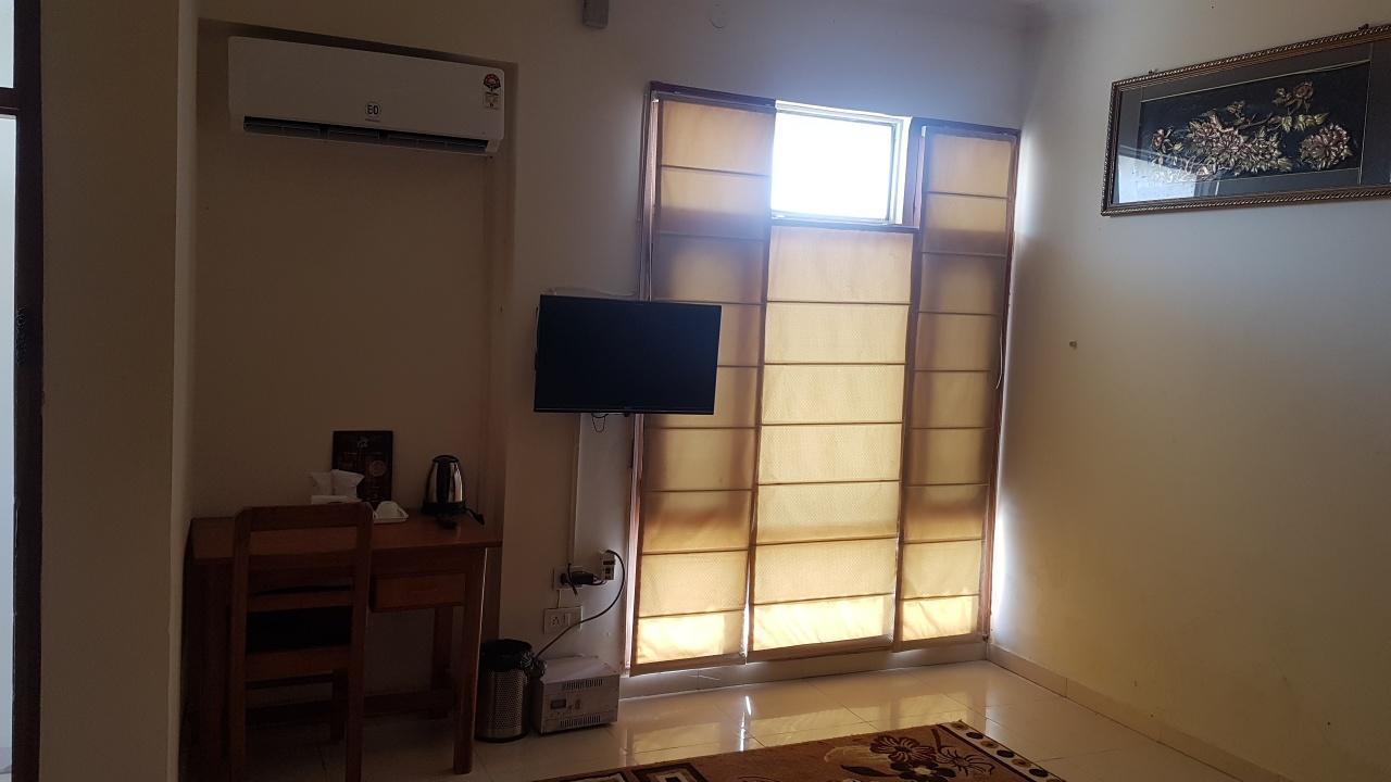 Chandīgarh 스카이뷰 홀리데이 홈 B&B 외부 사진